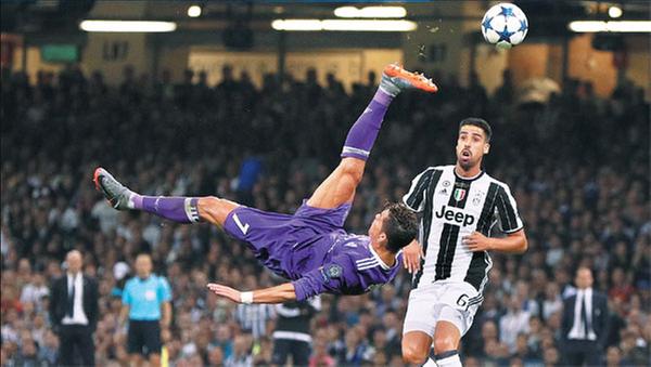 Cristiano Ronaldo makes Champions League final history with goal against  Juventus