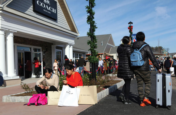Fun Friday: Woodbury Common Premium Outlets