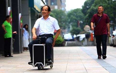 No taxi? Drivable suitcase may help