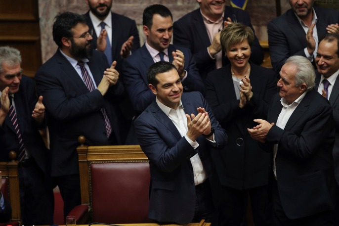 Greek Pm Tsipras Survives Confidence Vote World Cn