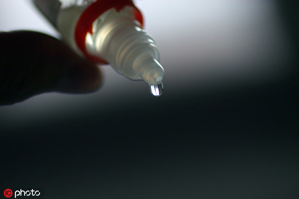 Some users of Japanese eye drops shrug off warning 