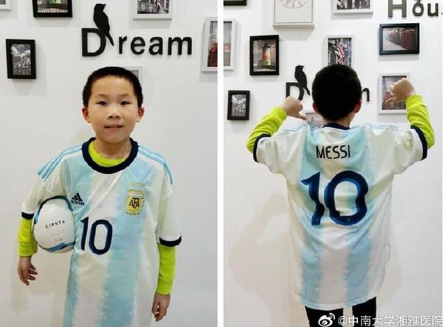 outbreak nurse's wish for son to receive messi jersey comes true