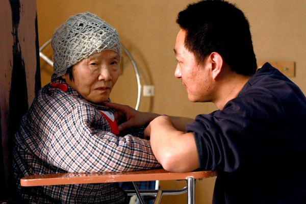 Chinese Alzheimer's Drug Wins FDA Approval To Undergo Global Clinical ...