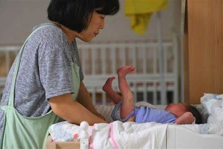 S. Korean birth rate world's lowest in struggle for balance