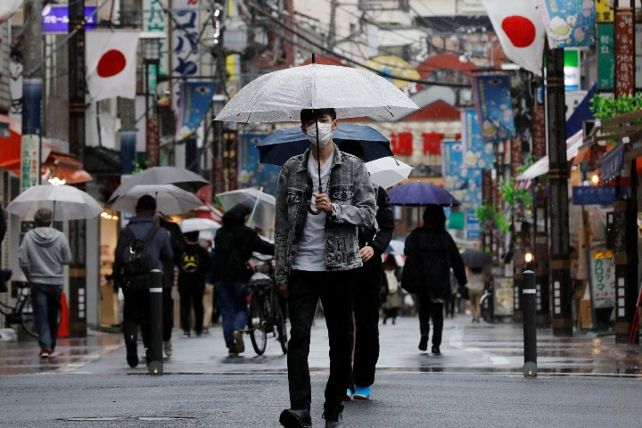 Japan Extends State Of Emergency In Six Places To May 31 Over Covid 19