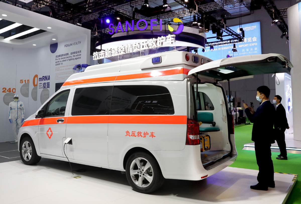 China's Li Auto to Deliver First Electric Minivans in March - Bloomberg