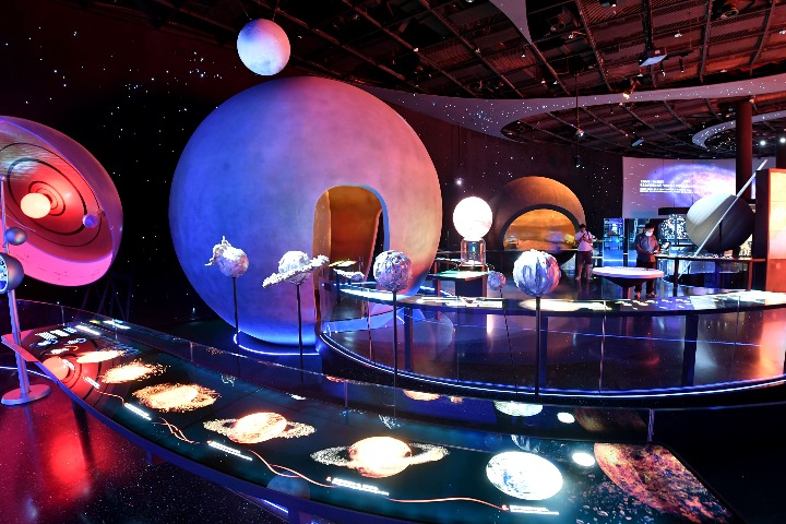 the solar system diorama museum