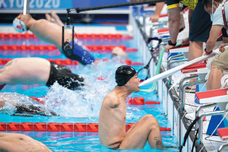 Disabled swimmer revels in golden Games