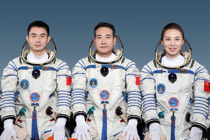 神舟十三号任务有六大不同 中国女航天员将实施首次出舱活动