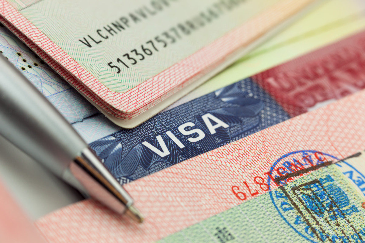Countries to relax visa curbs for media workers(图1)
