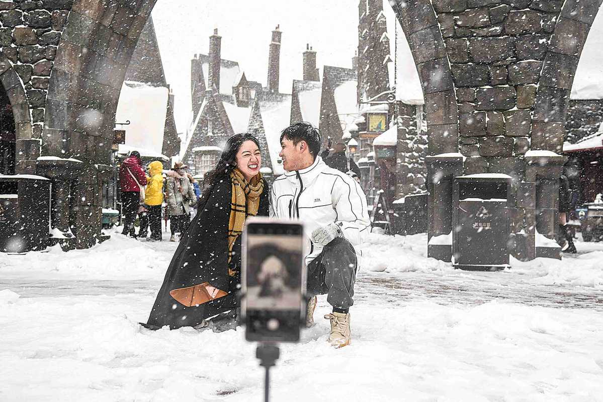 Theme parks boost winter attractions(图1)