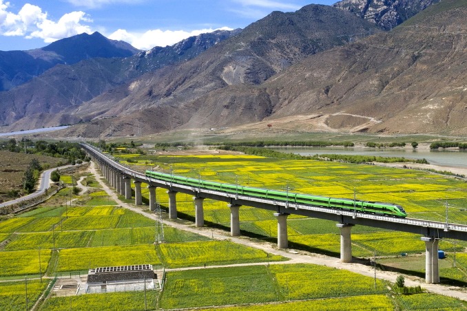 Construction continues on Sichuan-Tibet Railway