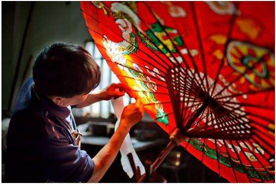 Schools pass on intangible cultural heritage