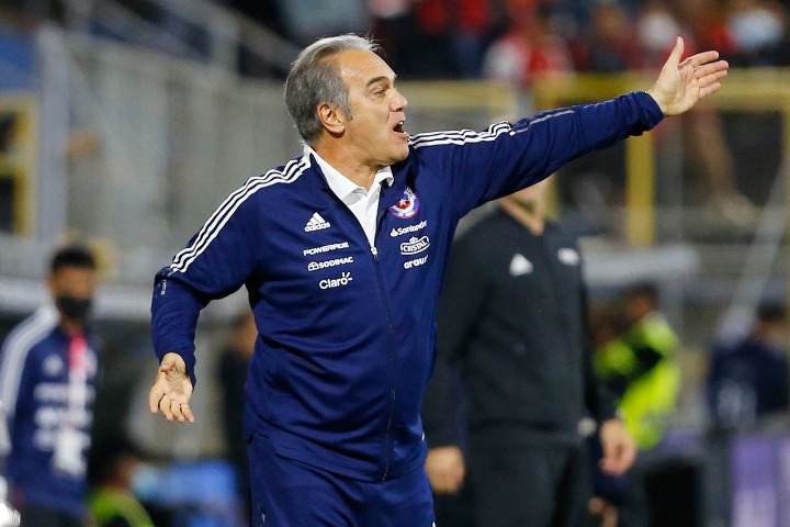 Chile despide al técnico Lasarte tras el fracaso de las eliminatorias mundialistas