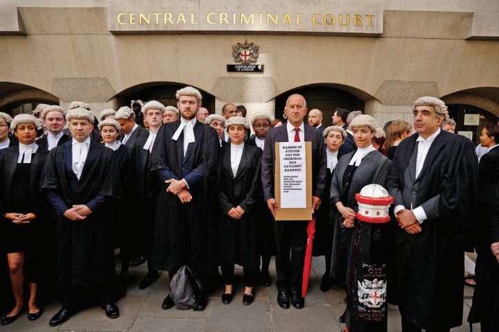 British Barristers Go Out On Strike In Dispute Over Legal Aid Funding ...