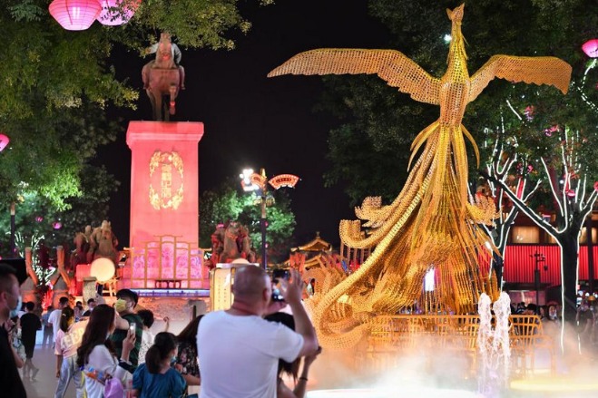 Ancient charm shines in Qujiang district