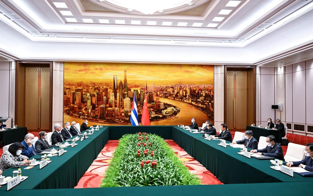 China S Top Legislator Meets With Cuban President Chinadaily Cn