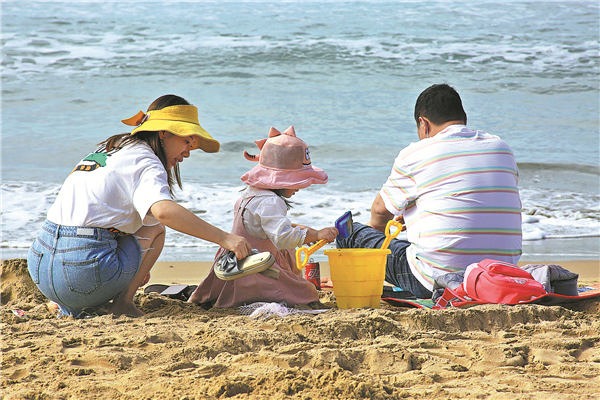 Tourists make up for lost time