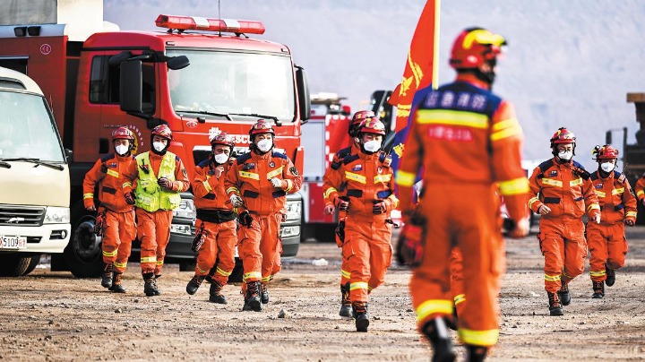 5 die in SW China mine as hope fades for 47 trapped in north