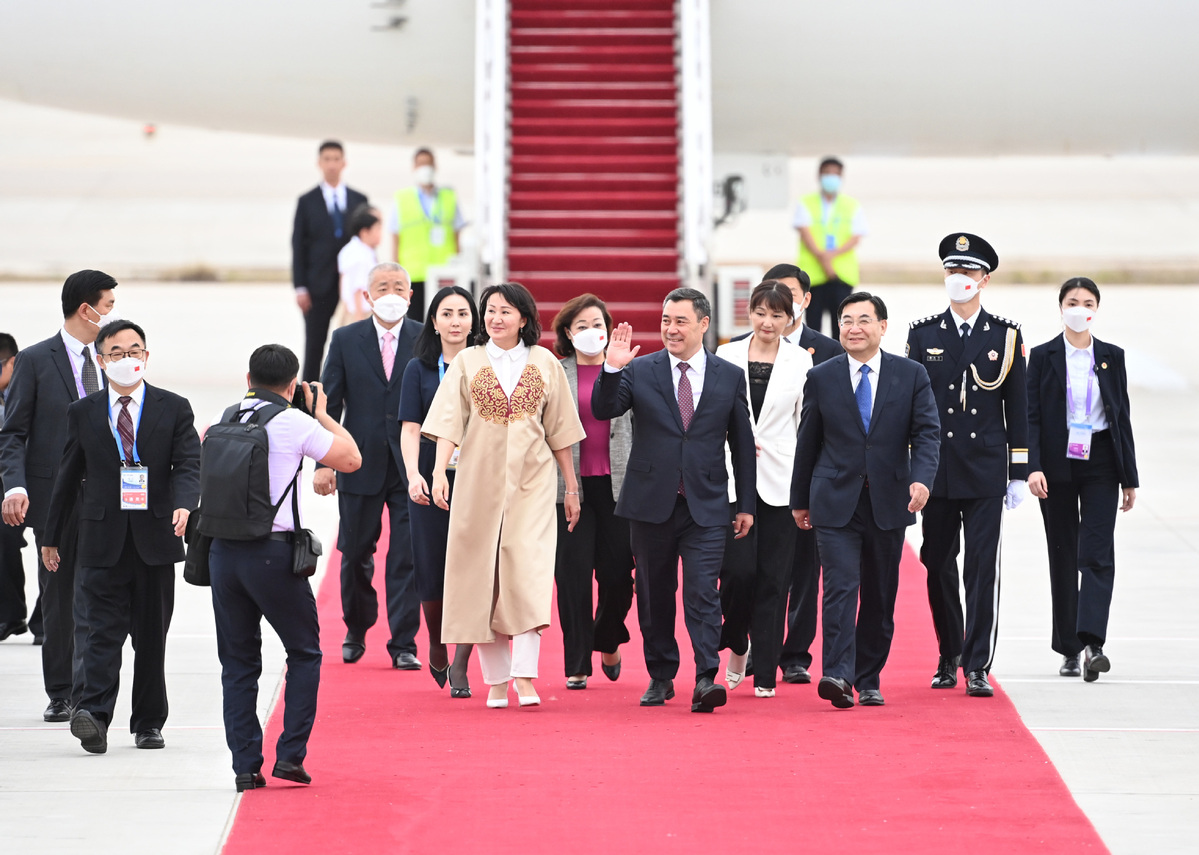 Kyrgyz President Arrives In Xi An For China Central Asia Summit World