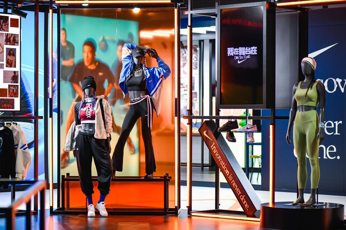 Why Women Athletes Are Leaving Megabrands Like Nike – SURFACE