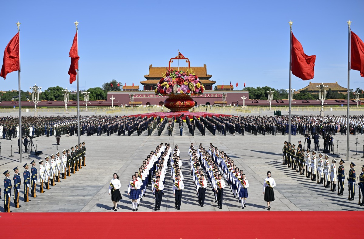 Xi Pays Tribute To National Heroes On Martyrs' Day - Chinadaily.com.cn