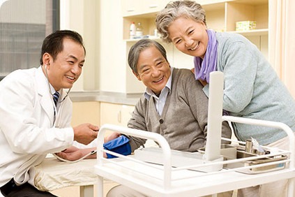 Community health centers provide convenient care for elderly