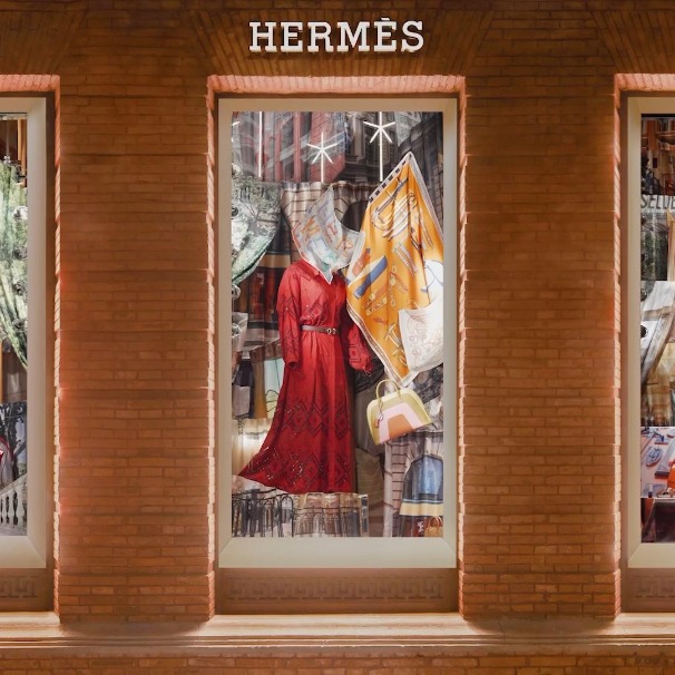 Hermès Puts French Luxury on Display with 5-Floor Flagship in New York –  Visual Merchandising and Store Design