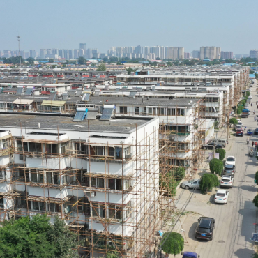 China aims to renovate 50,000 urban residential communities