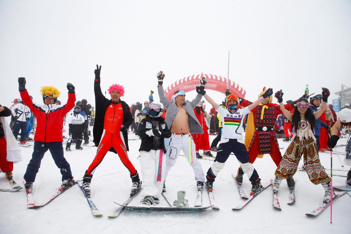 Skiers Embrace Quirky Cosplay At Heilongjiang Naked Pig Skiing Festival