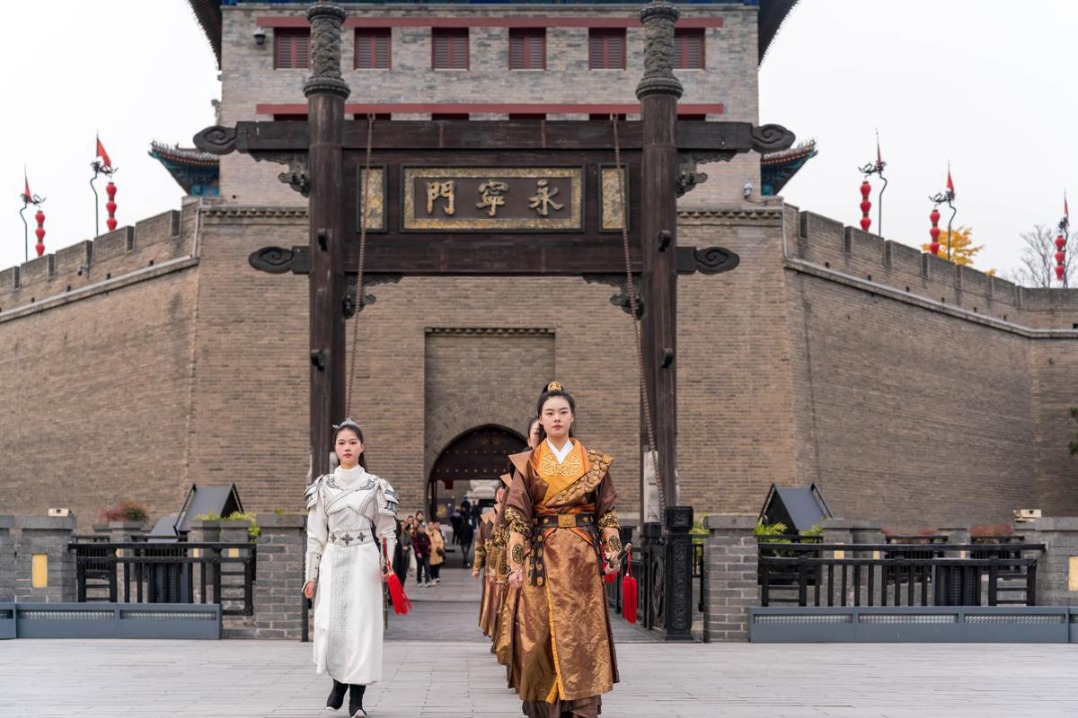 International influencers are impressed by the technology-empowered Xi’an