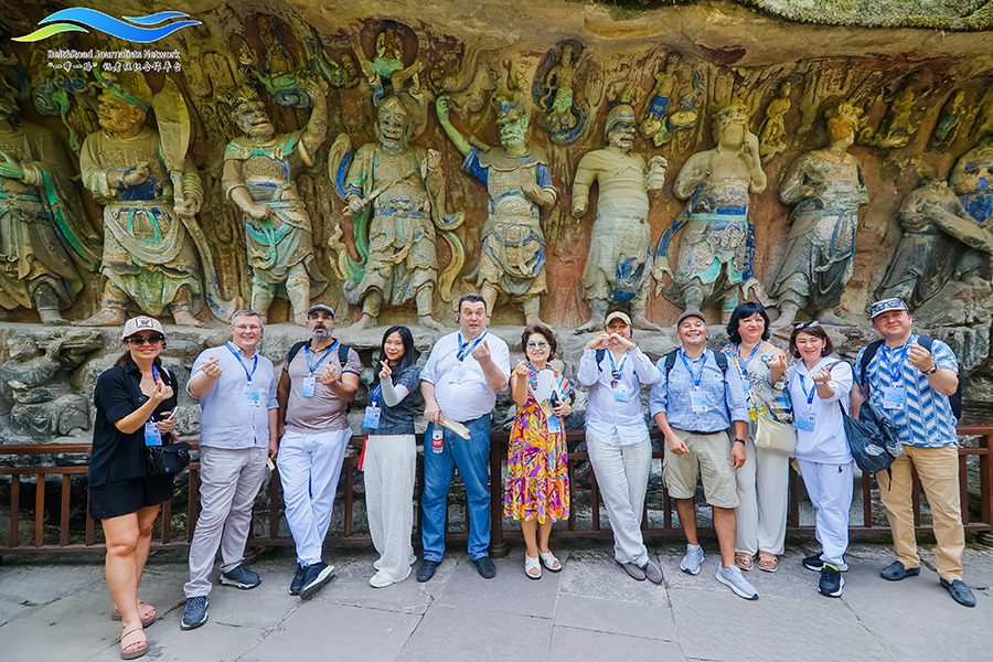 Belt and Road journalists get a taste of Chongqing's development