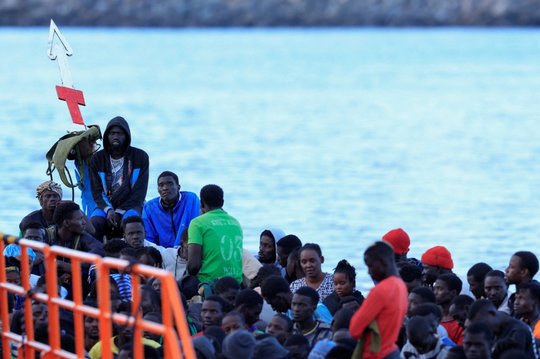 More than 230 migrants rescued off Spain's Canary Islands