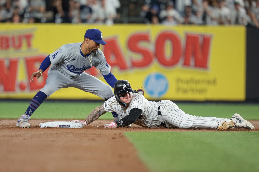 Legends Set to Ignite Classic Rivalry: Yankees and Dodgers Prepare for a Historic Fall Classic Showdown