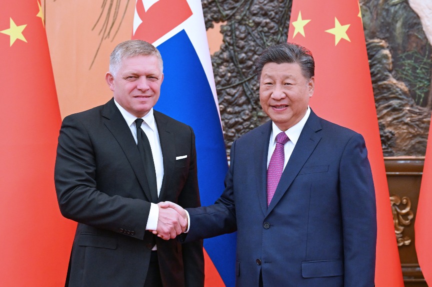 Xi Jinping and Slovak Prime Minister Fico Strengthen Bilateral Relations in Beijing Meeting