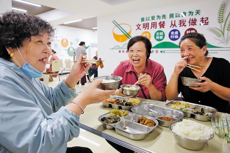 Canteens for seniors feed demands of aging population