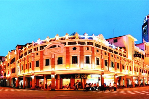 Wuzhou's Qilou Block draws crowds after renovations of iconic arcade buildings