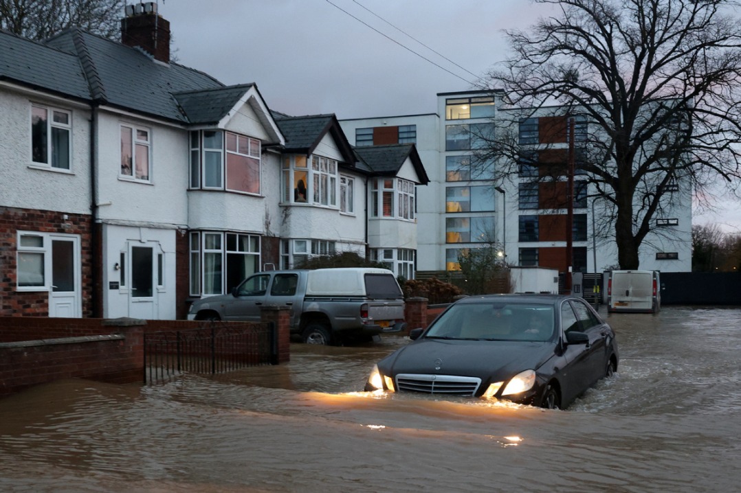 Storm Darragh leaves trail of destruction in UK