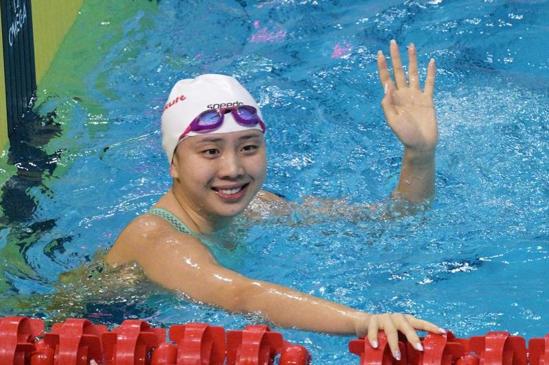 China's Tang sets new Asian record at short course swimming worlds