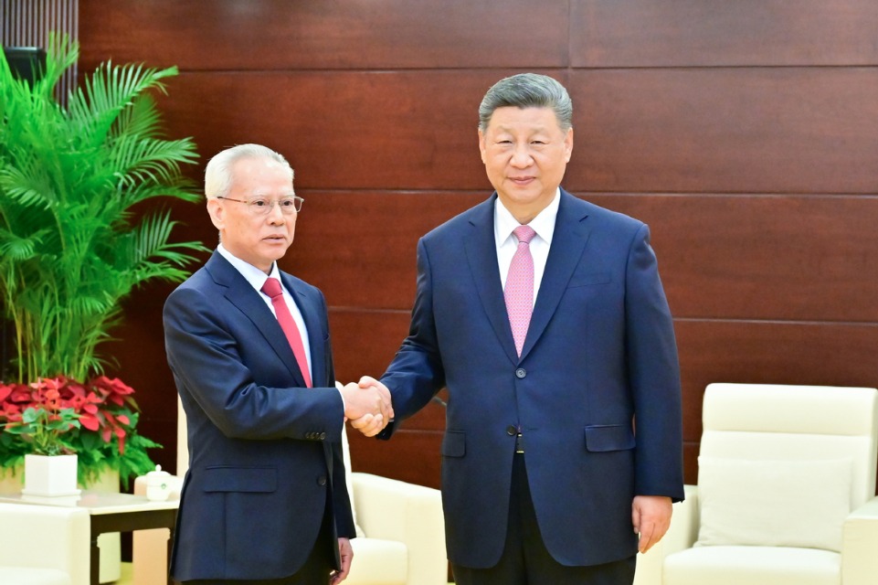 Xi expresses confidence in Macao's new chief executive