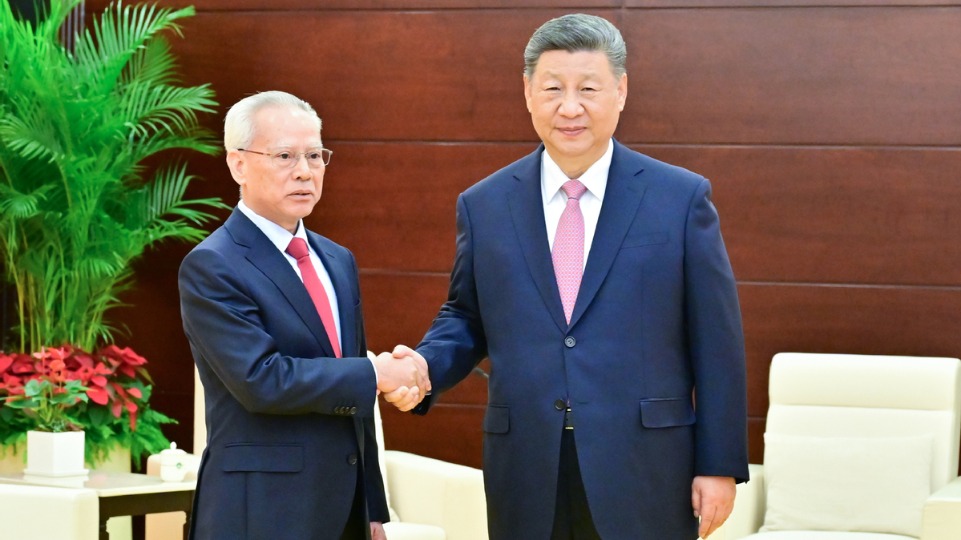 Xi expresses confidence in Macao's new chief executive