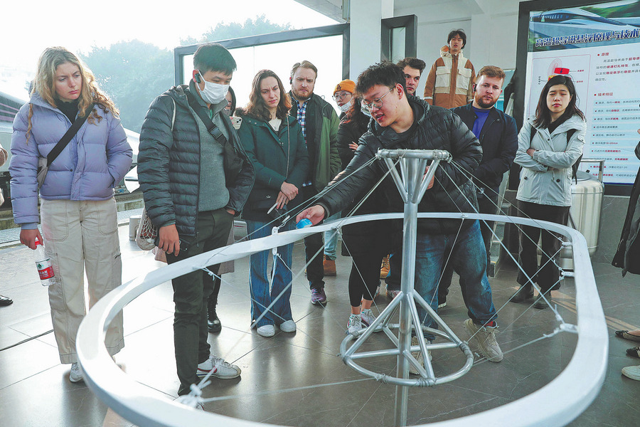 Columbia University students enjoy eye-opening China visit