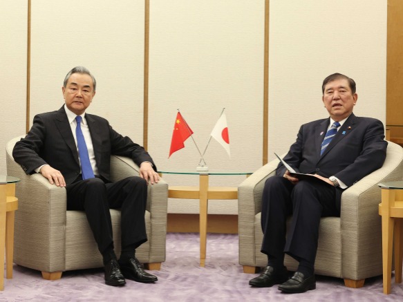 FM: China, Japan should work together for regional stability