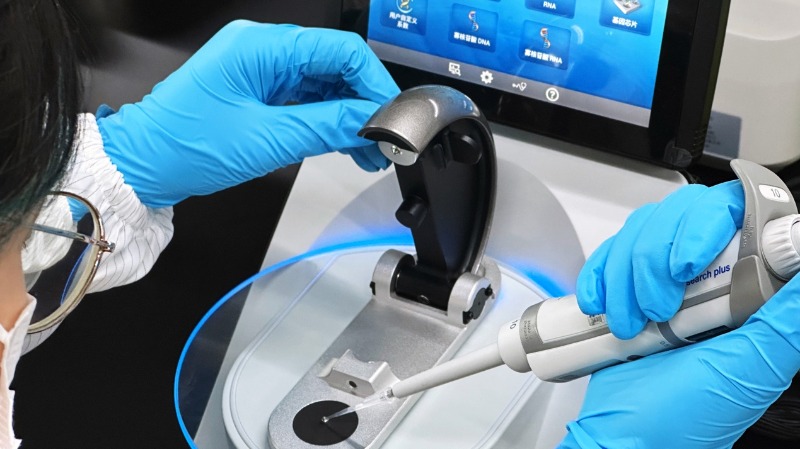 Revolutionizing Protein Design: Shanghai Scientists Leverage AI for Breakthroughs in Biotechnology
