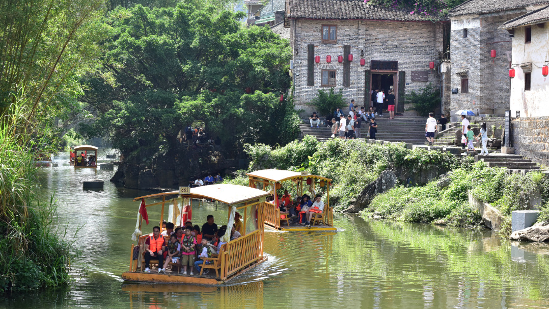 http://img2.chinadaily.com.cn/images/202505/07/681b2604a310a04a9677e416.jpeg