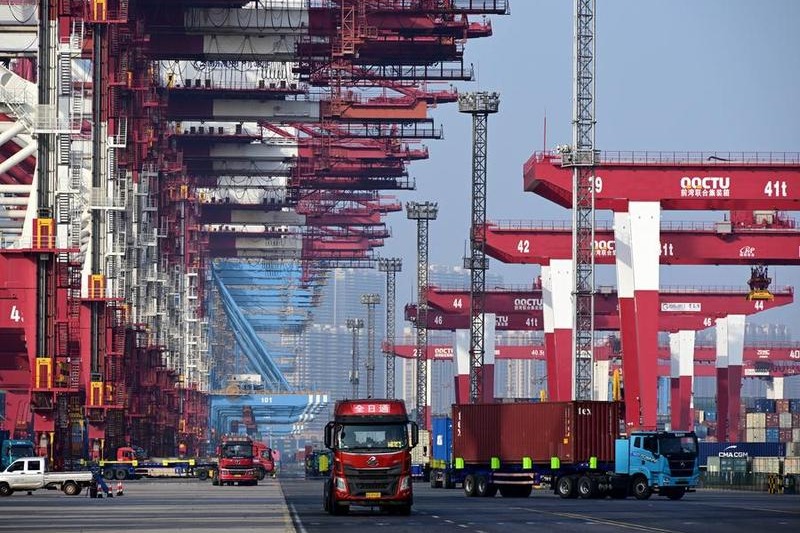 China's foreign trade up 5.6% in April