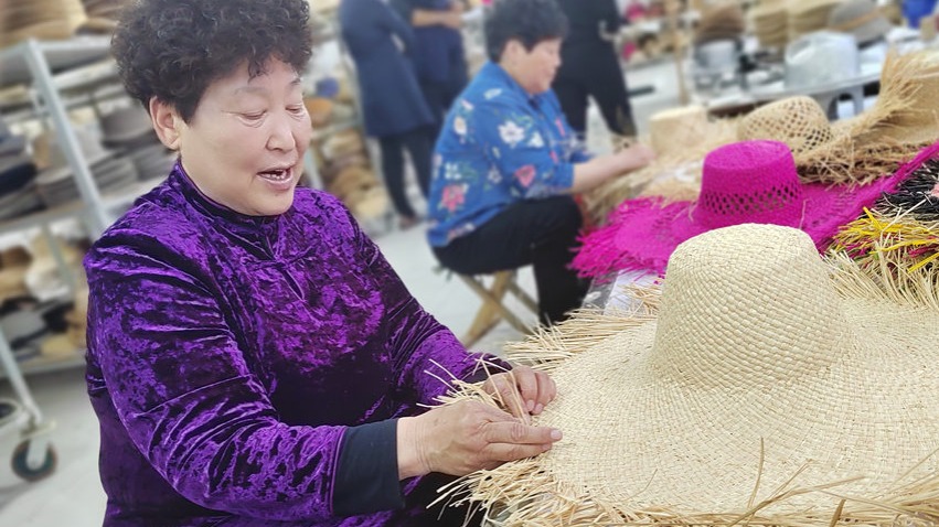 http://img2.chinadaily.com.cn/images/202505/10/681ed483a310a04a9678230f.jpeg