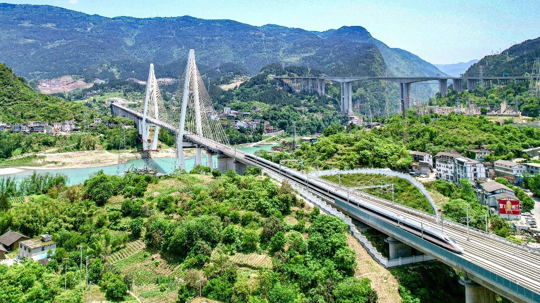 http://img2.chinadaily.com.cn/images/202506/27/685e45a3a31000e98c7ccd87.jpeg