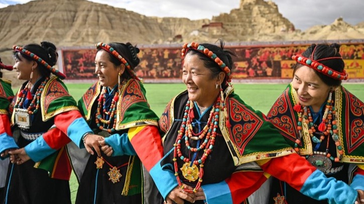 http://img2.chinadaily.com.cn/images/202506/29/6860ad7ba31000e98c7cddba.jpeg
