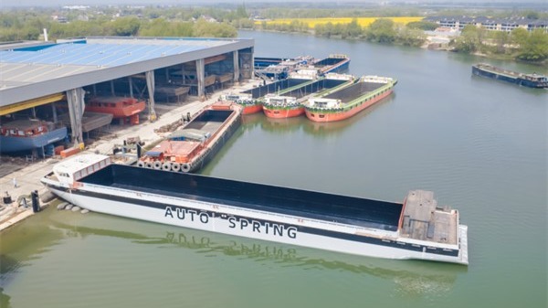 China's Inland Waterway Shipping Sector Embraces Green Energy Revolution